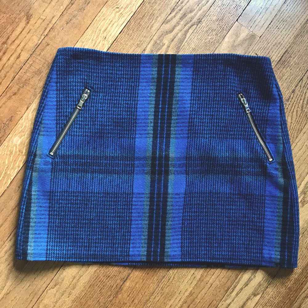 Bold plaid wool mini